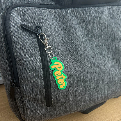 Personalisierter Schlüsselanhänger mit Namen - inkl. Schlüsselring & Haken