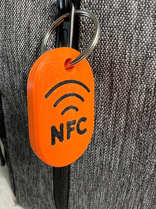 NFC Notfallkontakt Anhänger für Kinder | Schulranzen Schlüsselanhänger | SOS Tag